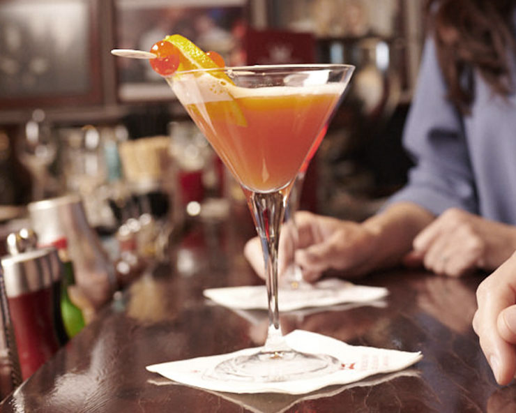 Bar & Drinks
